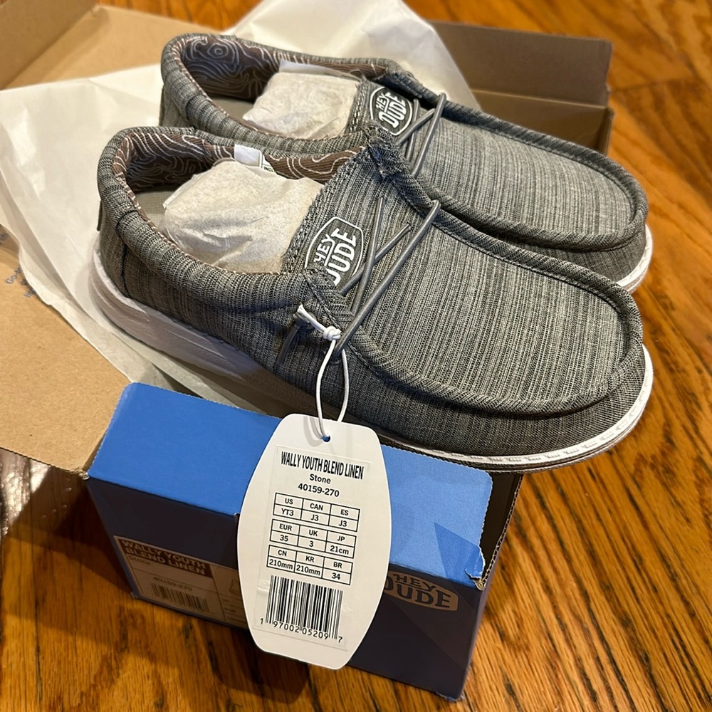 Hey Dude Wally Youth Blend Linen US sz YT3 Youth 3 unisex boy girl shoes NWT NIB